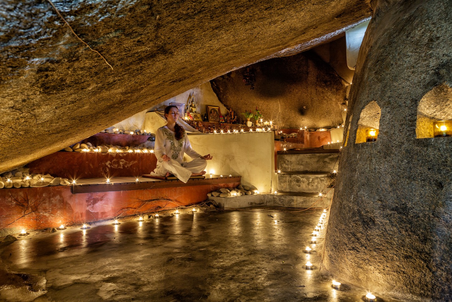 Kamalaya Thailand cave