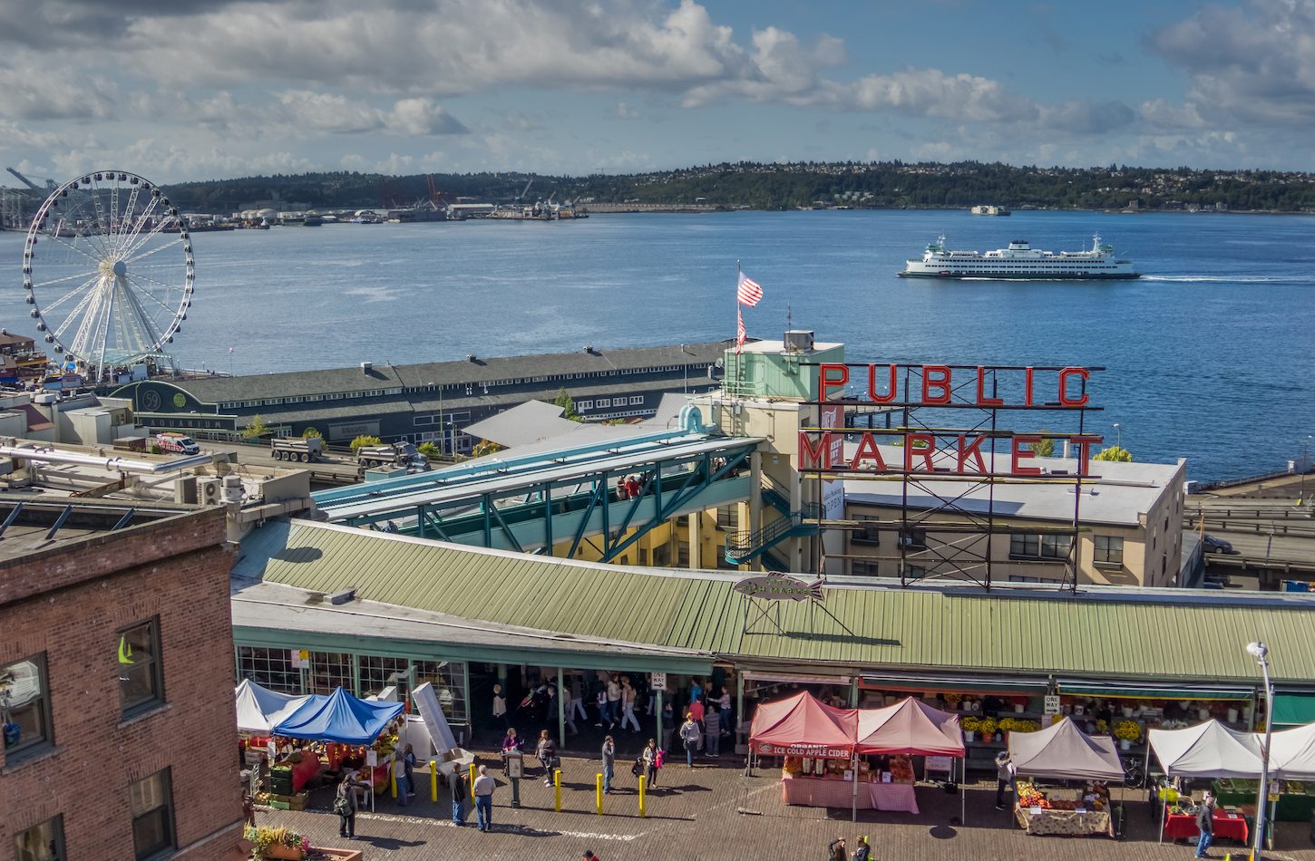 Pike Place Market, Seattle, WA.
Elliot Bay, Pike Place Market, Visit Seattle, ferris wheel, ferry