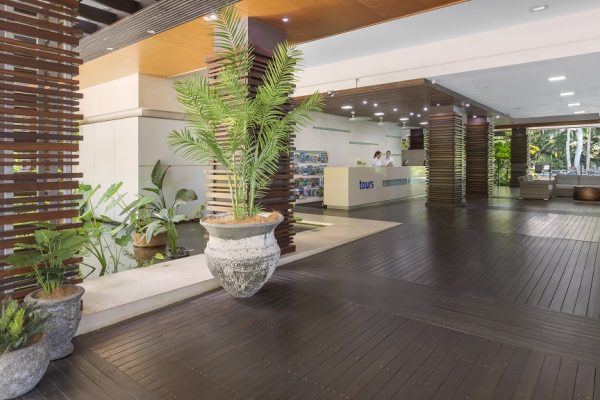 imagine-drift-palmcove-lobby