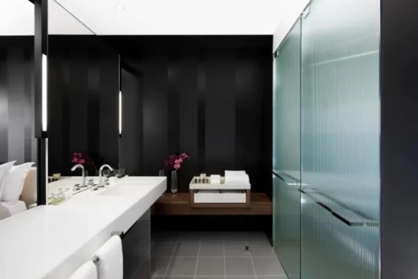 crown-metropol-bathroom