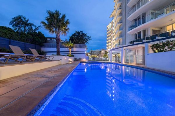 aspect-caloundra-pool