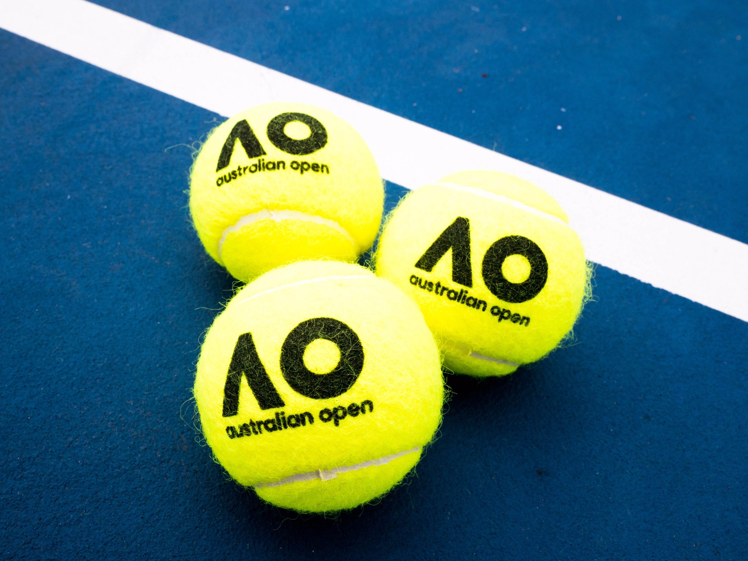 aus-open-2022-balls-oncourt